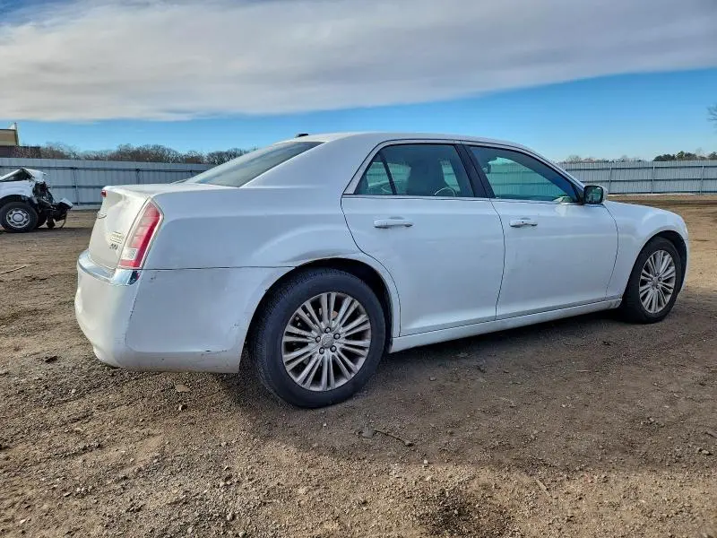 2014 CHRYSLER 300   