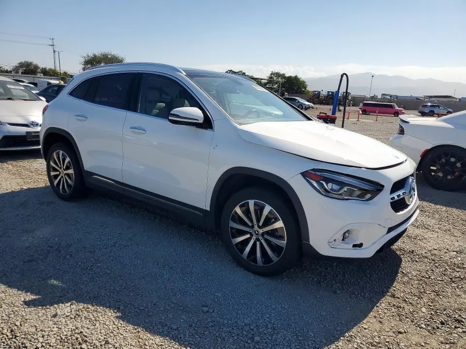 2023 MERCEDES-BENZ GLA 250  