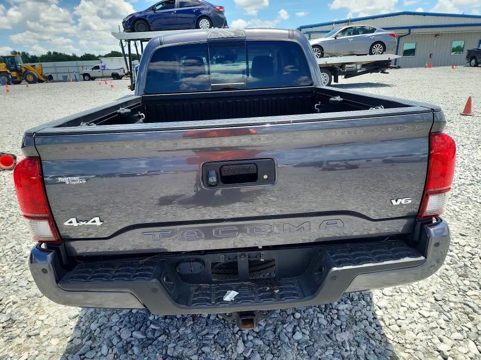 2023 TOYOTA TACOMA SR5 V6  
