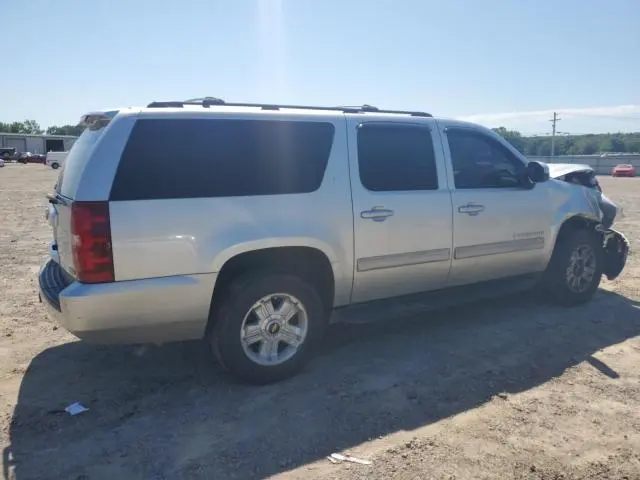 2011 CHEVROLET SUBURBAN C1500 LT  