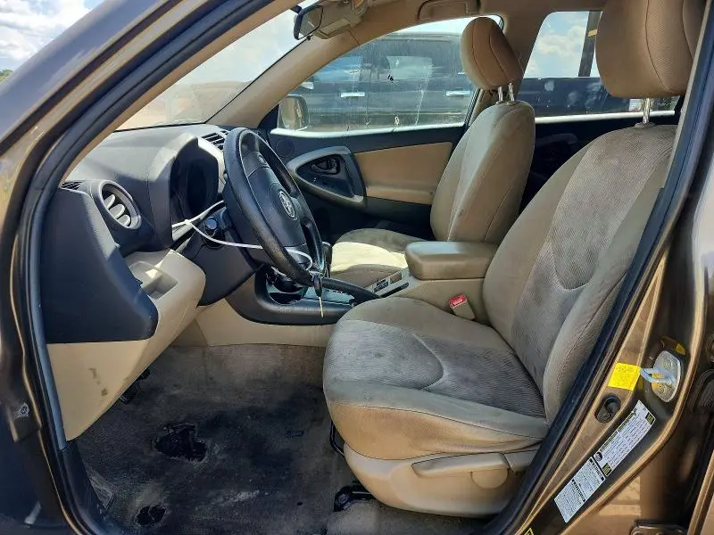 2011 TOYOTA RAV4 BASE  
