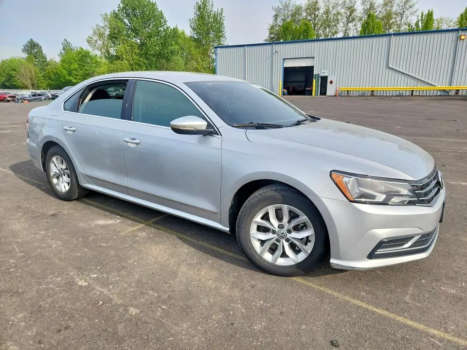 2016 VOLKSWAGEN PASSAT S  