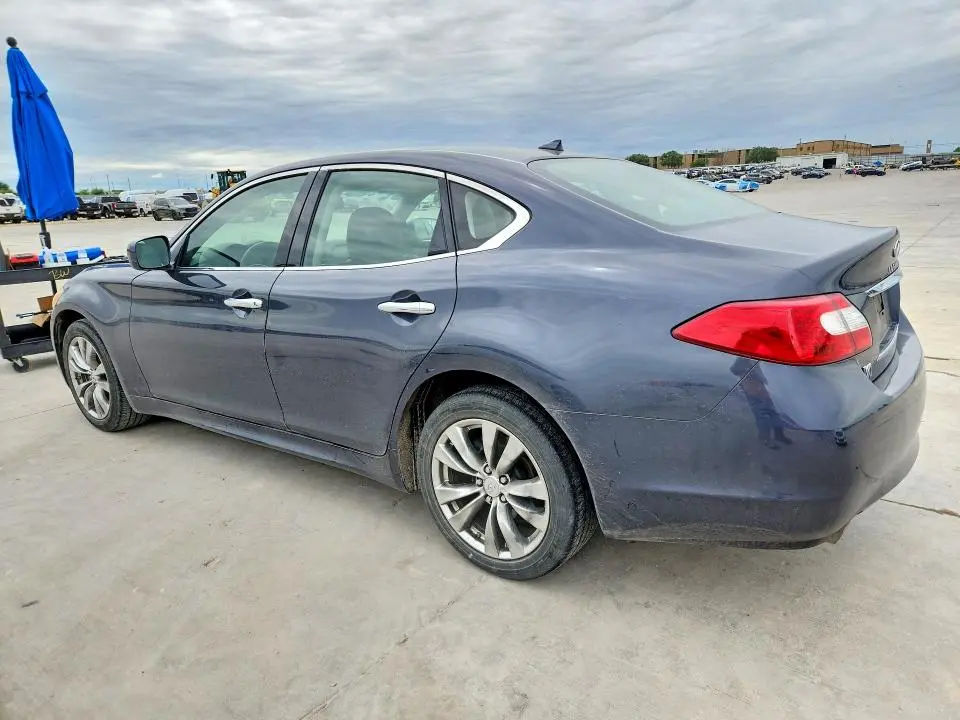 2011 INFINITI M37 BASE  