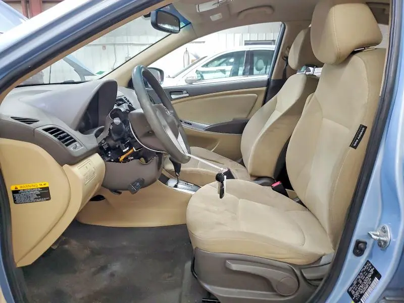 2013 HYUNDAI ACCENT GLS  