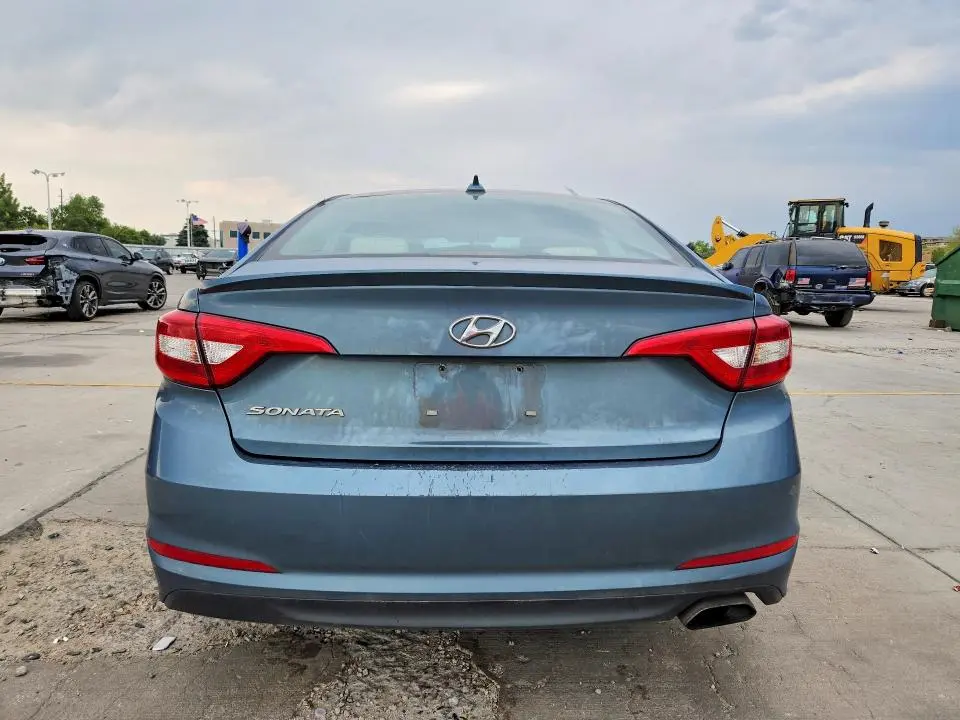 2017 HYUNDAI SONATA SE  