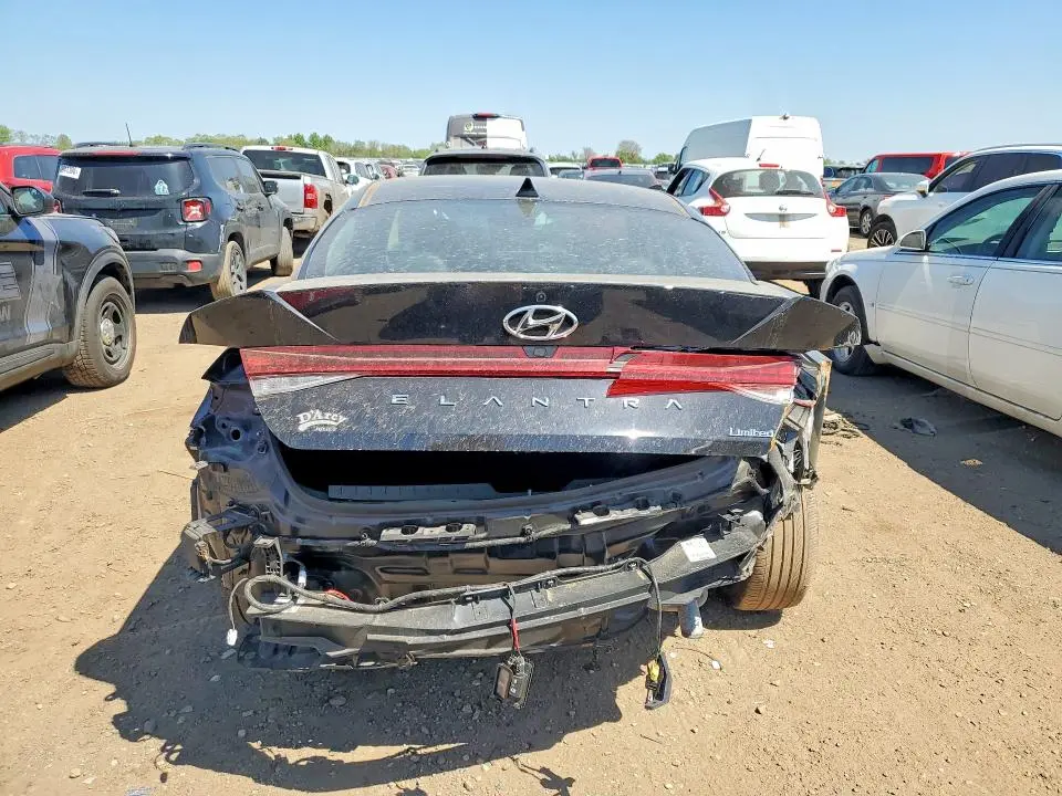 2023 HYUNDAI ELANTRA LIMITED  