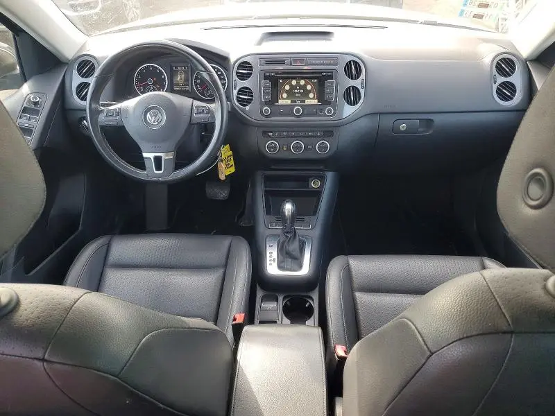 2013 VOLKSWAGEN TIGUAN S  