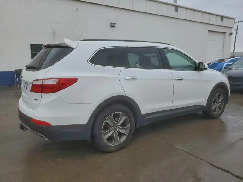 2016 HYUNDAI SANTA FE SE  
