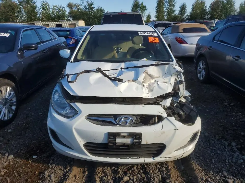 2014 HYUNDAI ACCENT GLS  