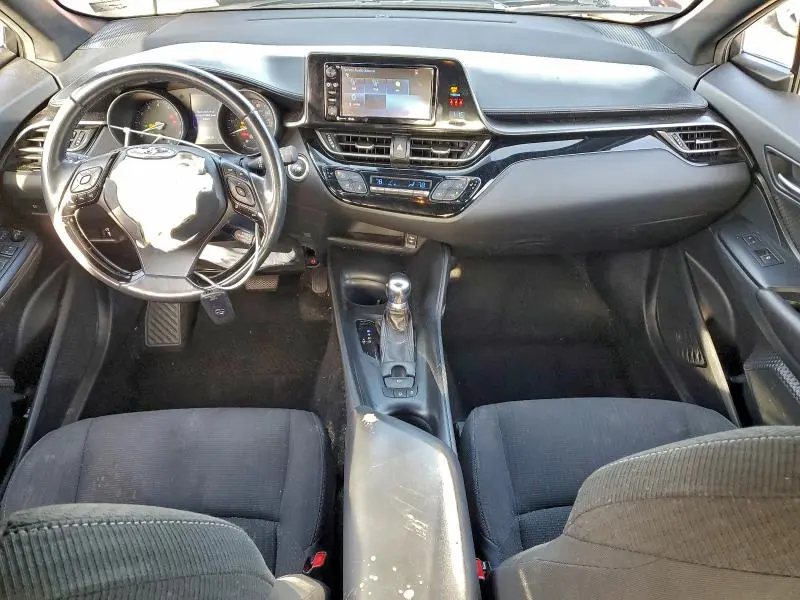 2018 TOYOTA C-HR XLE  