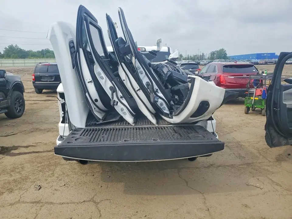 2023 RAM 1500 LARAMIE  