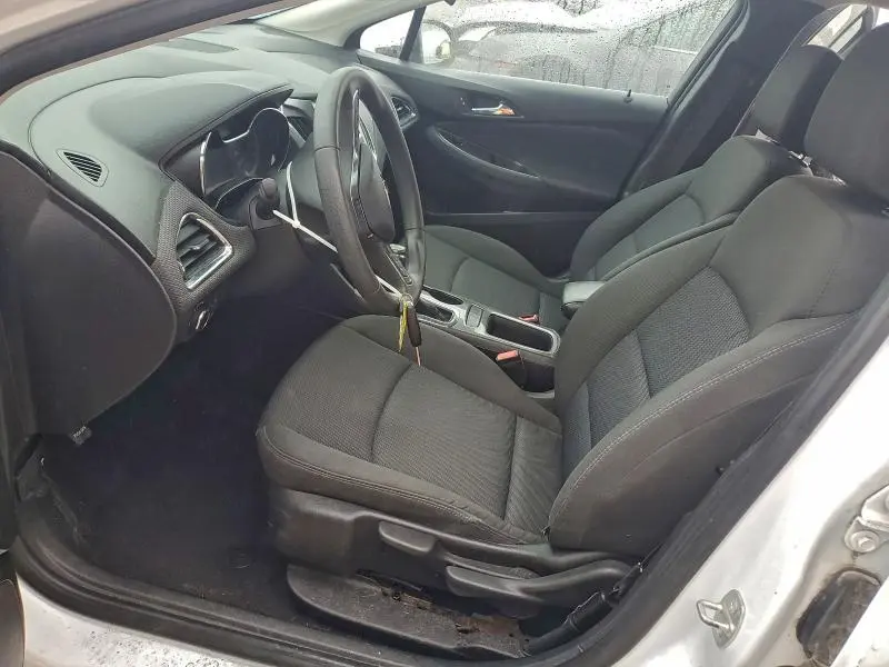 2016 CHEVROLET CRUZE LT  