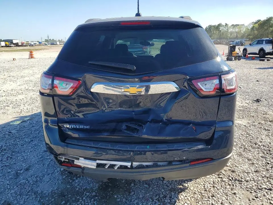 2017 CHEVROLET TRAVERSE LS  