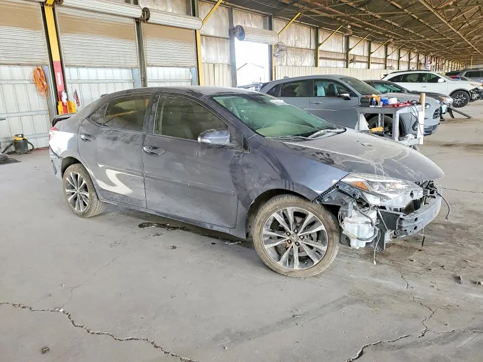 2017 TOYOTA COROLLA SE  