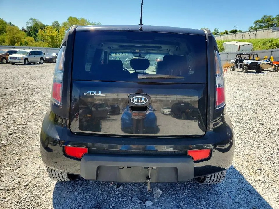 2010 KIA SOUL +  