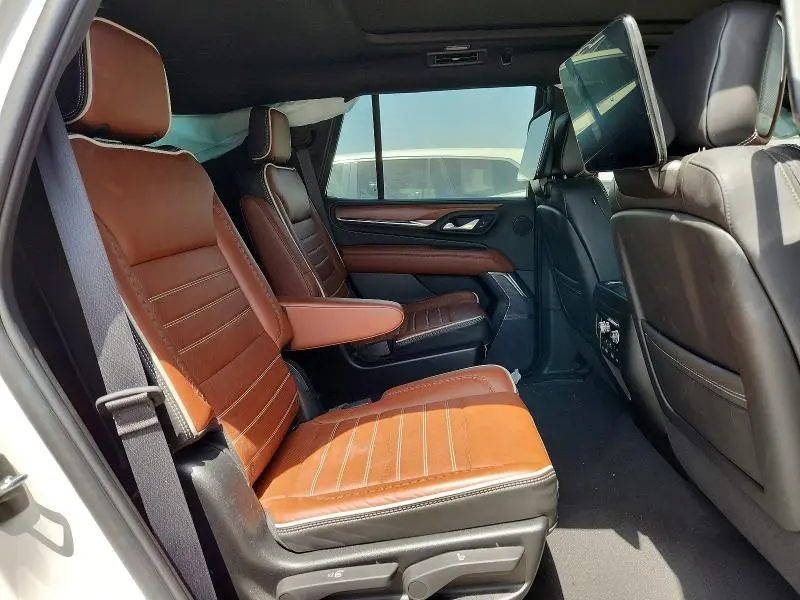 2024 GMC YUKON   