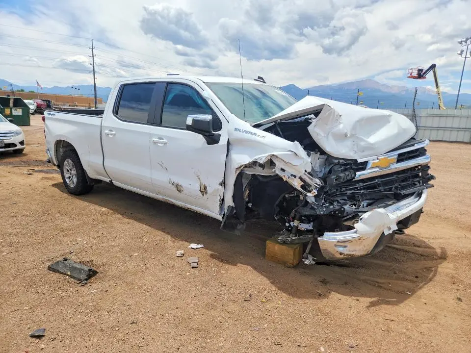 2025 CHEVROLET SILVERADO K1500 LT  