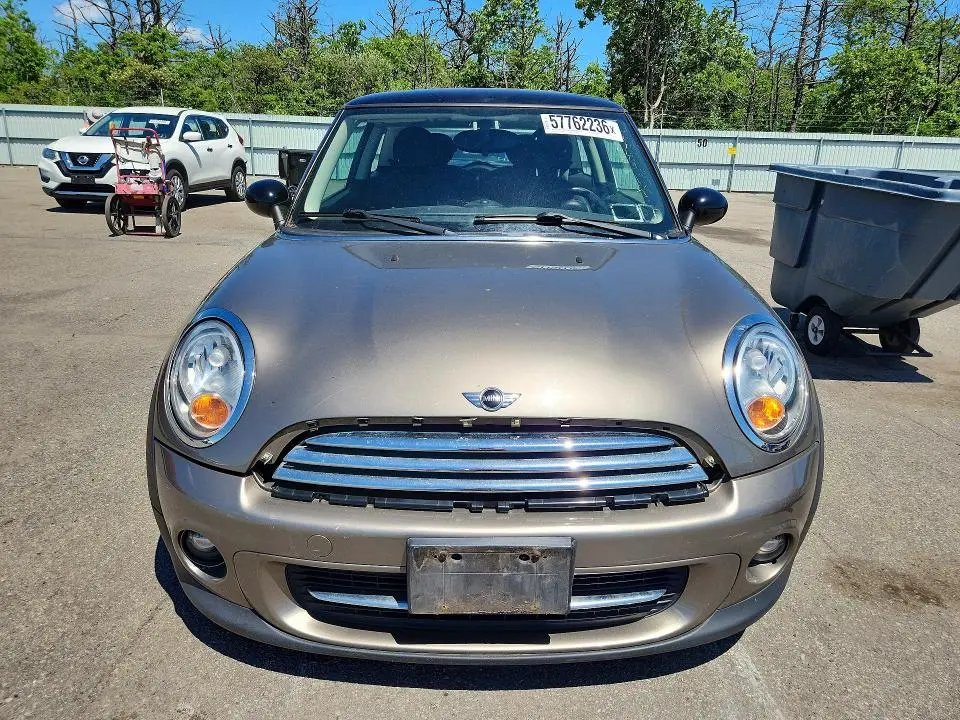2012 MINI COOPER   
