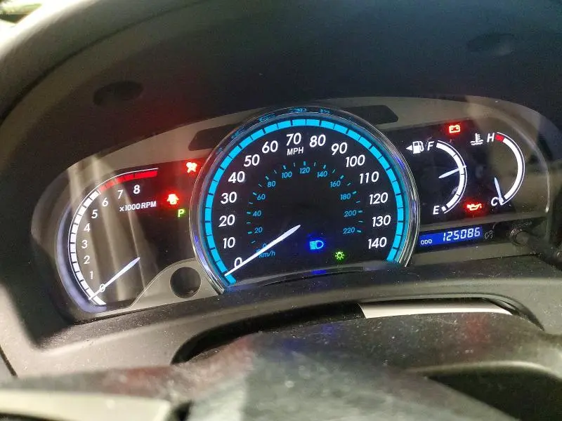2013 TOYOTA VENZA XLE  