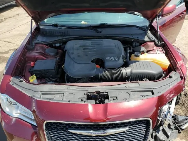 2016 CHRYSLER 300 LIMITED  