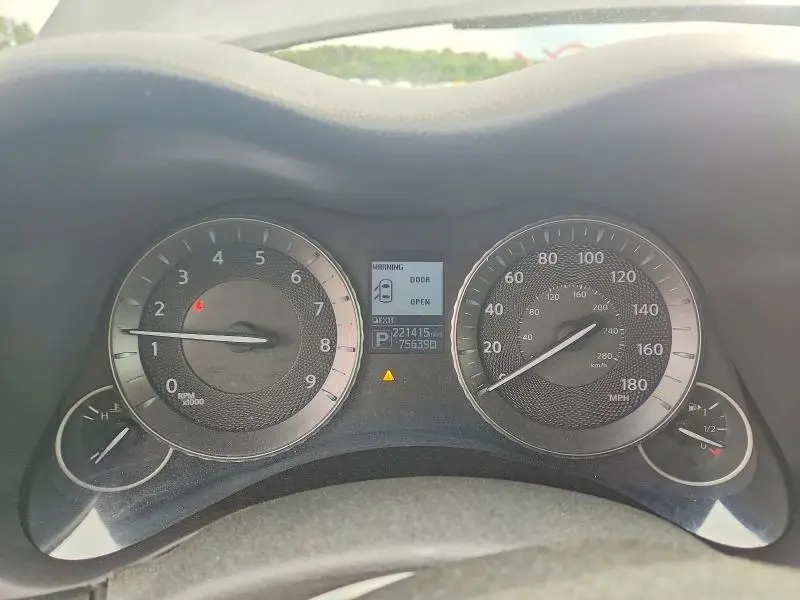 2016 INFINITI Q70L 3.7  