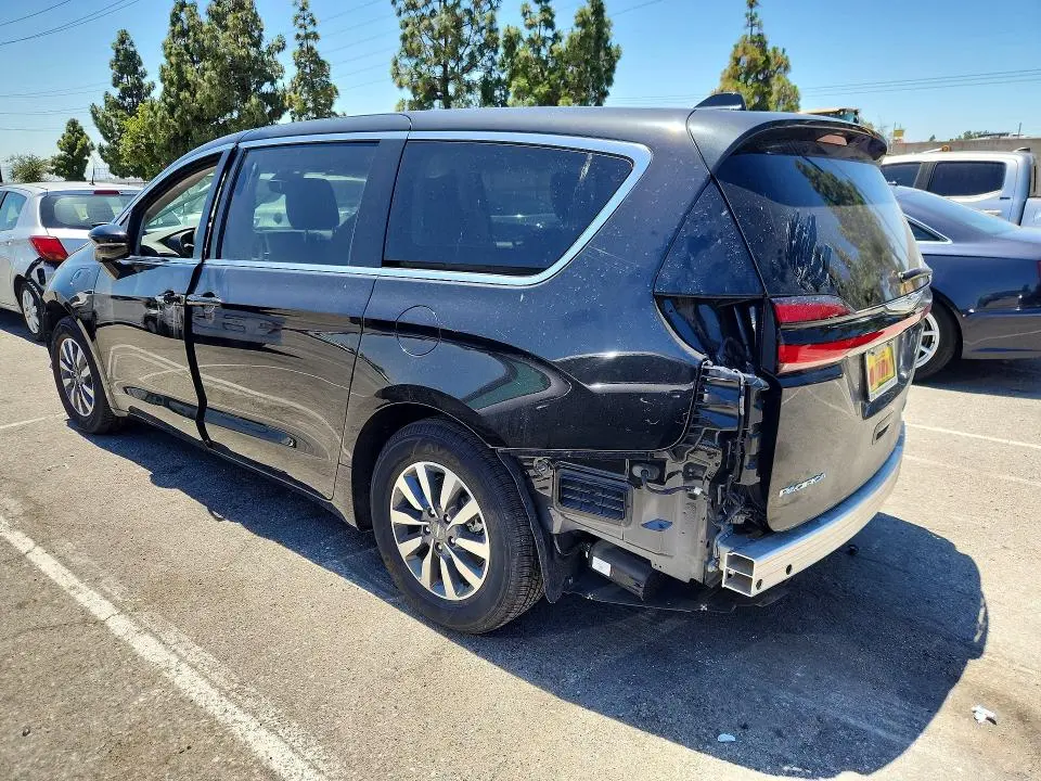 2024 CHRYSLER PACIFICA HYBRID SELECT  