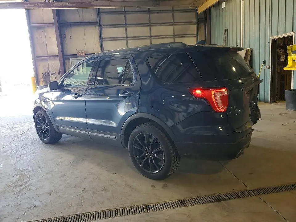 2017 FORD EXPLORER XLT  