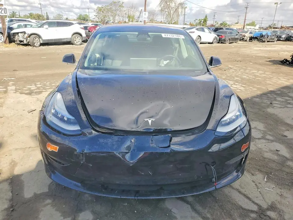 2018 TESLA MODEL 3   
