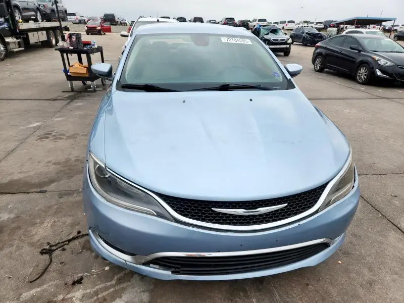 2015 CHRYSLER 200   