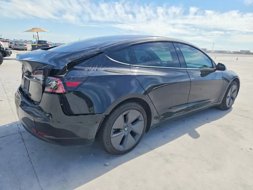 2022 TESLA MODEL 3   