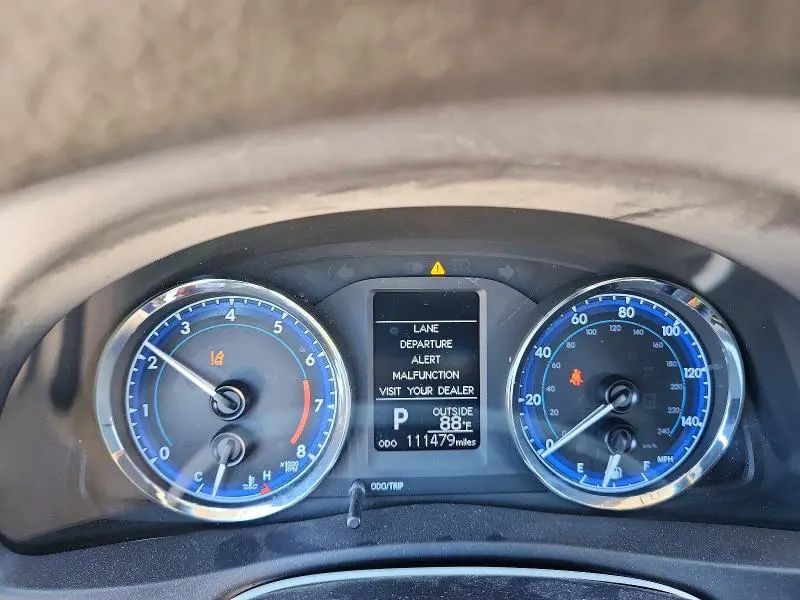 2017 TOYOTA COROLLA LE  