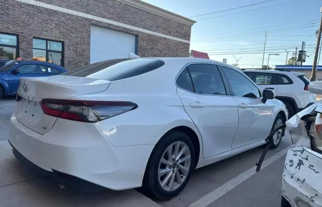 2021 TOYOTA CAMRY LE  