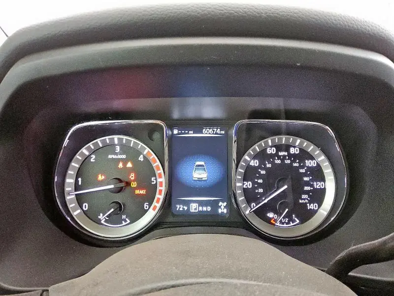 2017 NISSAN TITAN XD SV