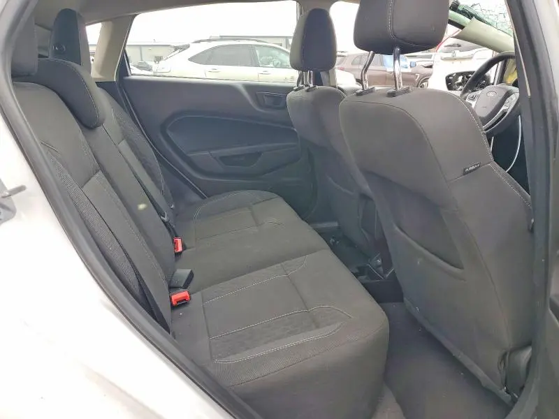 2017 FORD FIESTA SE  