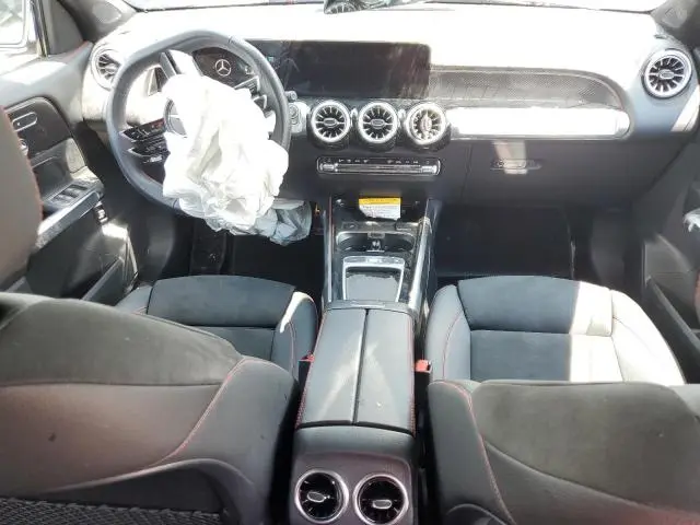 2025 MERCEDES-BENZ GLB 250  