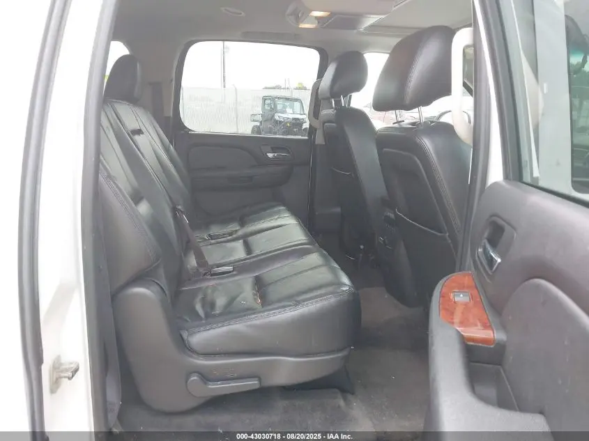 2013 CHEVROLET SUBURBAN 1500 LT