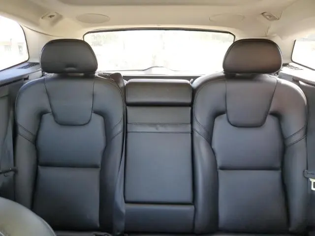 2019 VOLVO XC60 T6 MOMENTUM  