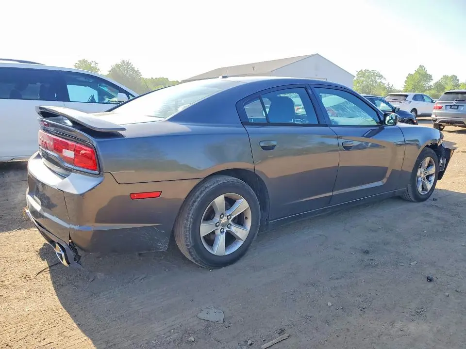 2013 DODGE CHARGER SXT  