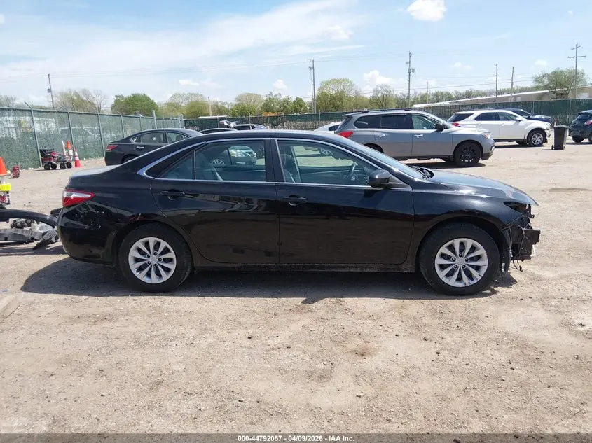 2017 TOYOTA CAMRY LE