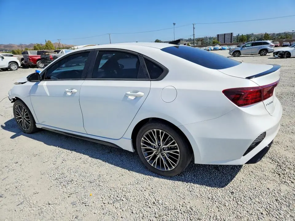 2023 KIA FORTE GT LINE  
