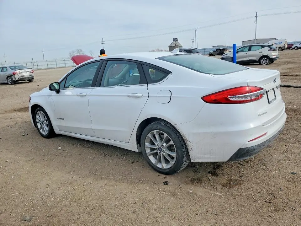 2019 FORD FUSION SE  