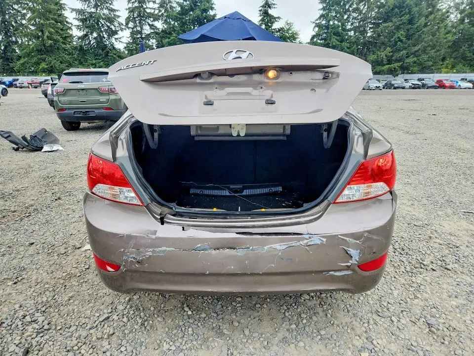 2014 HYUNDAI ACCENT GLS  