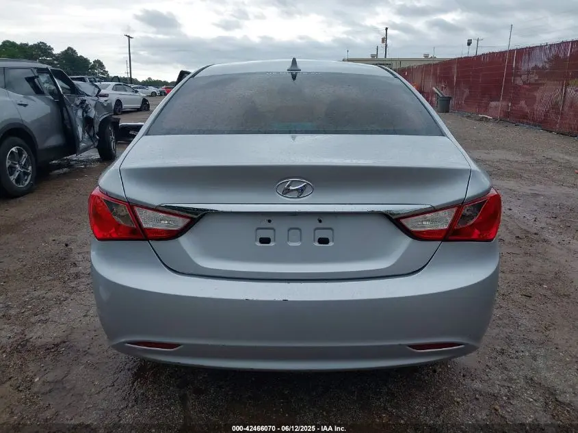 2011 HYUNDAI SONATA GLS