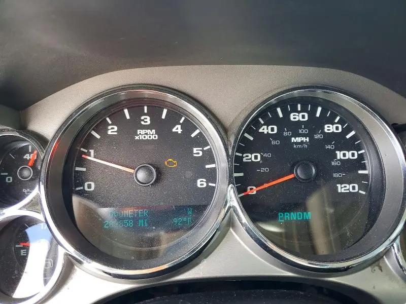 2011 CHEVROLET SILVERADO C1500 LT  