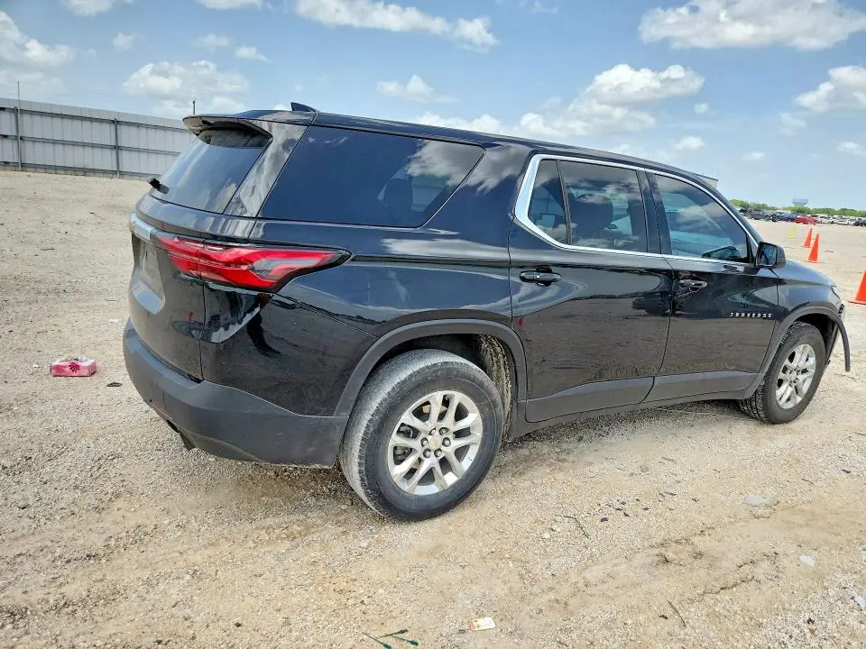 2023 CHEVROLET TRAVERSE LS  