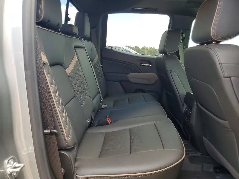 2025 GMC CANYON DENALI  