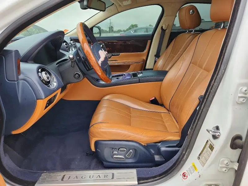 2012 JAGUAR XJL   