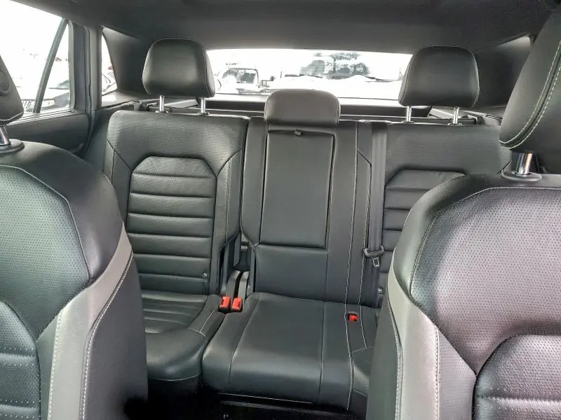 2022 VOLKSWAGEN ATLAS CROSS SPORT SEL PREMIUM R-LINE  