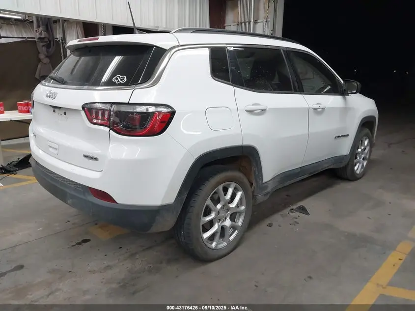 2024 JEEP COMPASS LATITUDE LUX FWD