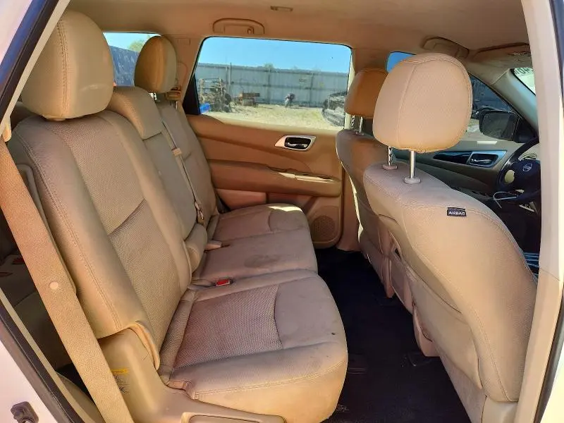 2017 NISSAN PATHFINDER SV  